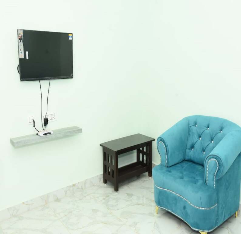 Маилам: Maurya Residency