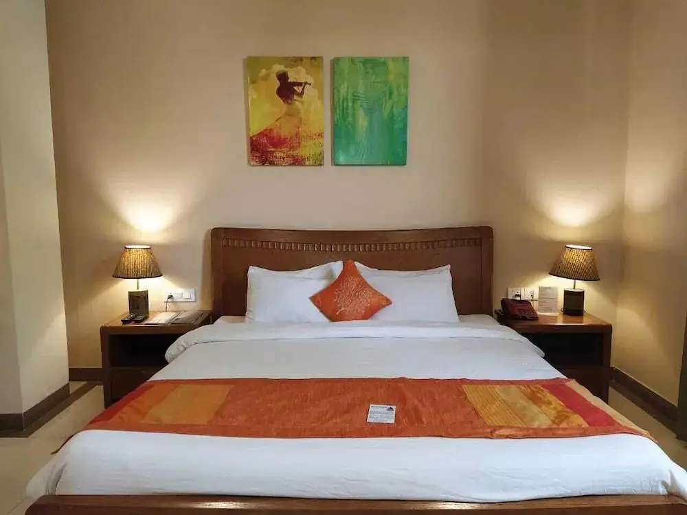 Бадди: Gianz Hotel