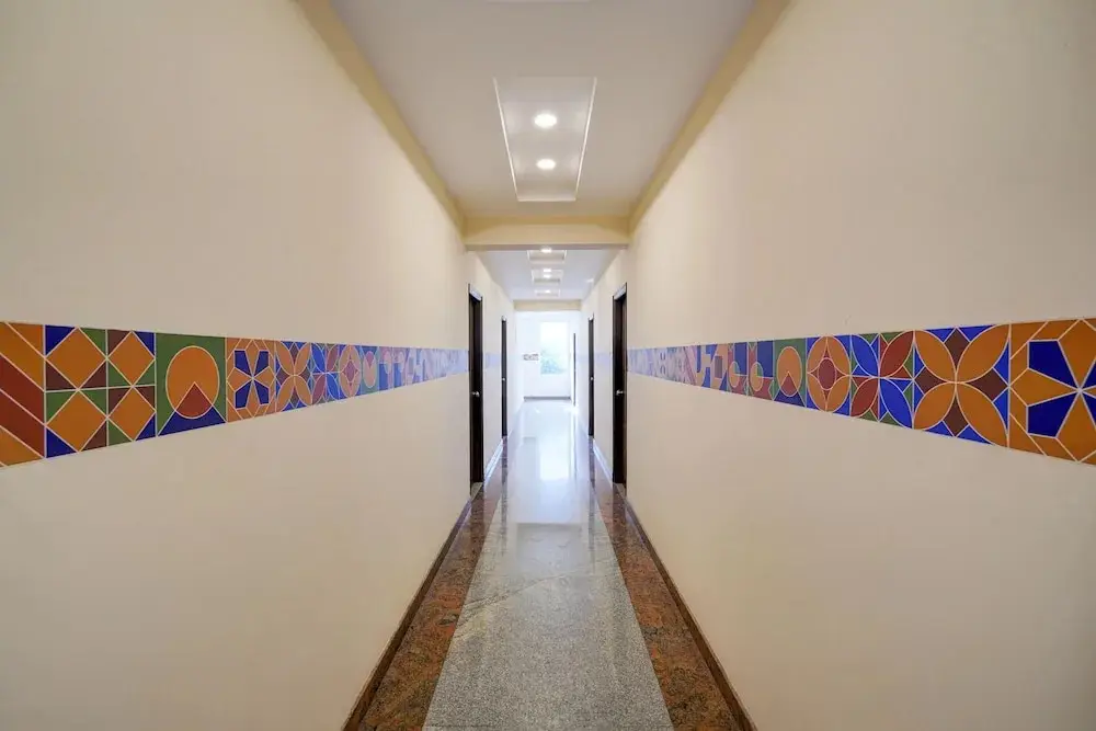 Бангалор: FabHotel Green Wood 5