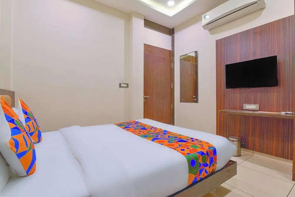 Удаипур: Hotel Maanvad Garh - V One pride by Noww Hotels