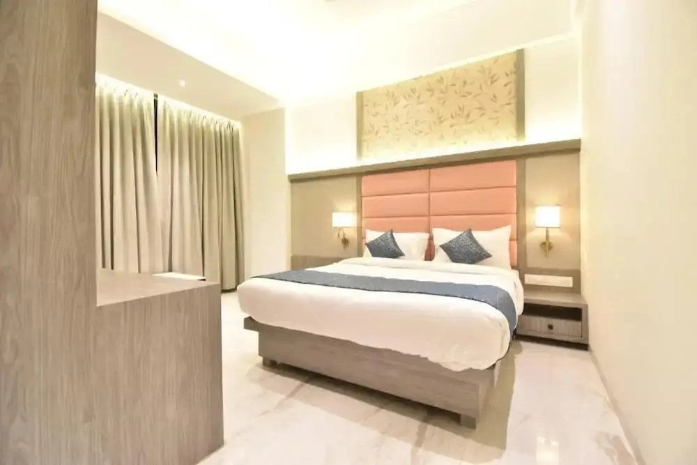 Тхане: La DHALIA By Glitz Hotels