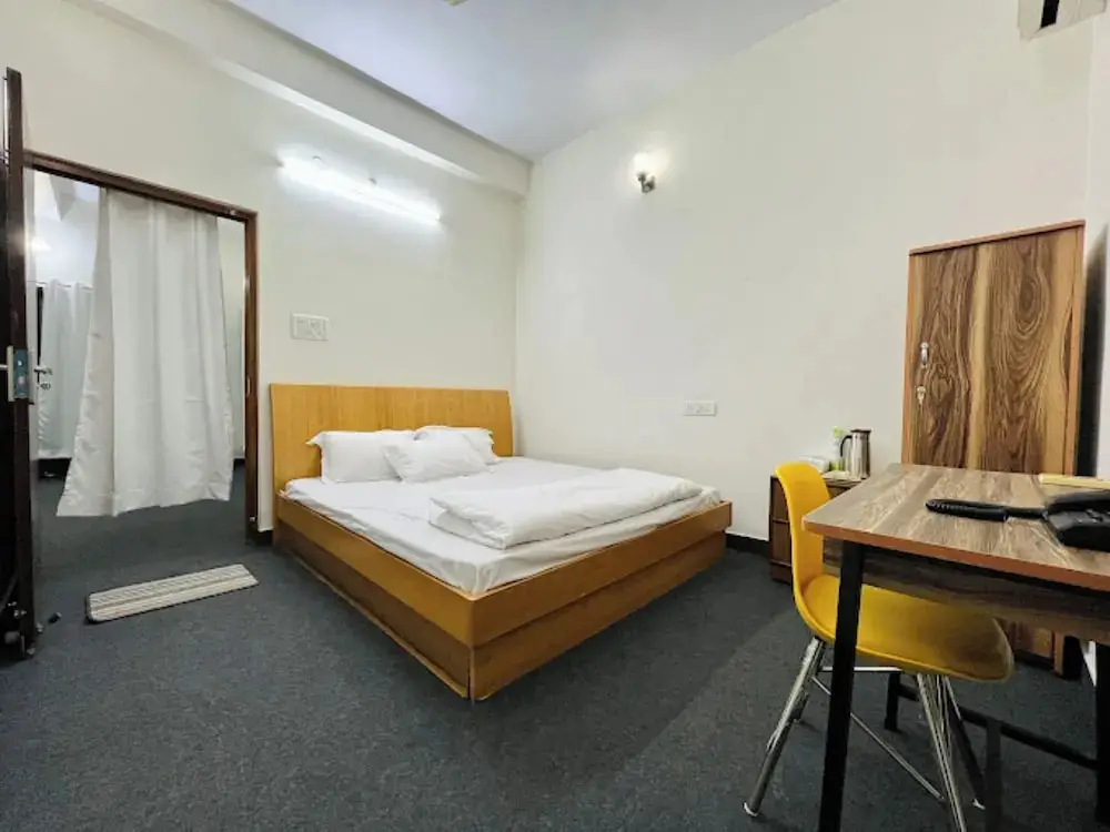 Патна: Living Studio