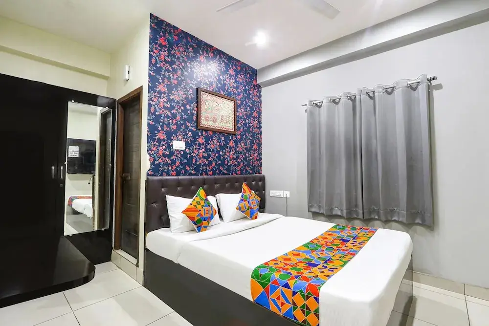 Хидерабад: Fabhotel Galaxy Suites