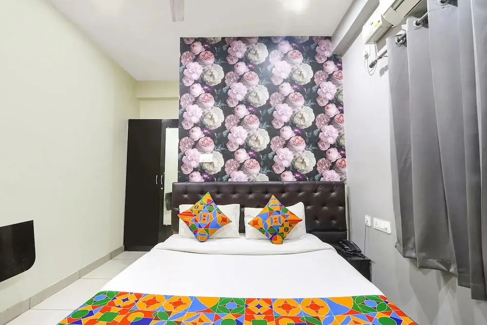 Хидерабад: Fabhotel Galaxy Suites