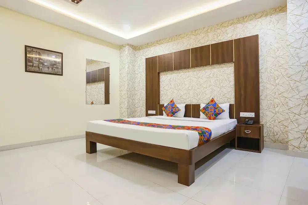Дург: Fabhotel Heritage I