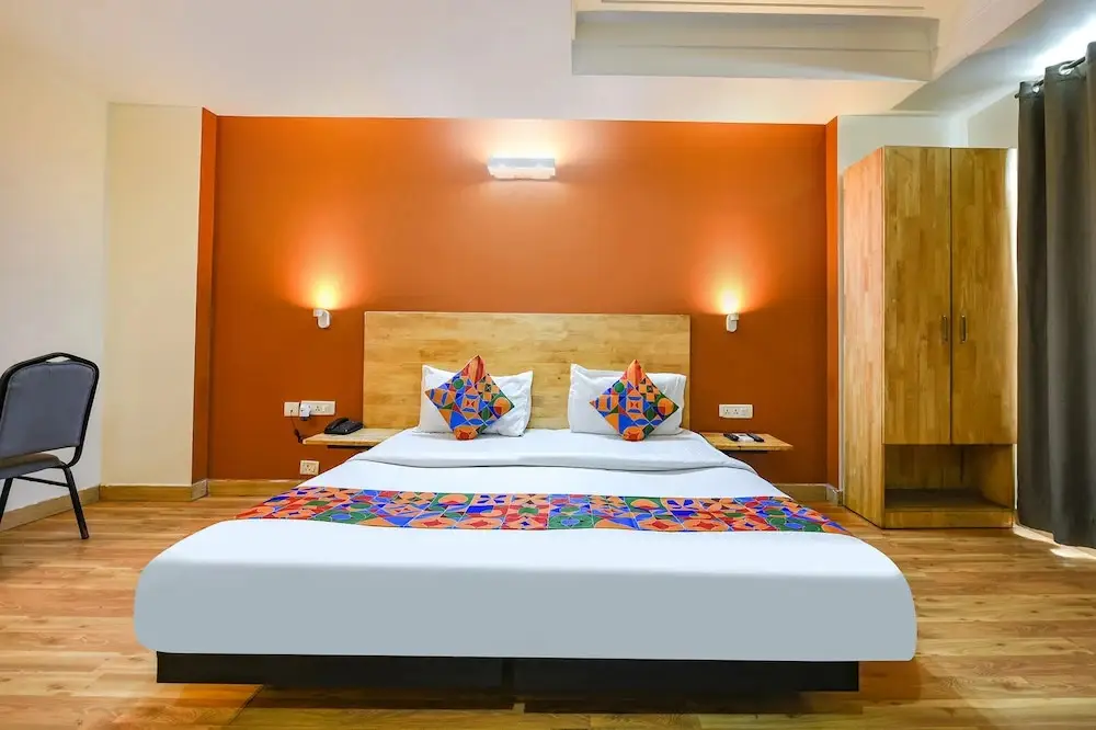 Нью-Дели: Fabhotel Nfc Ii