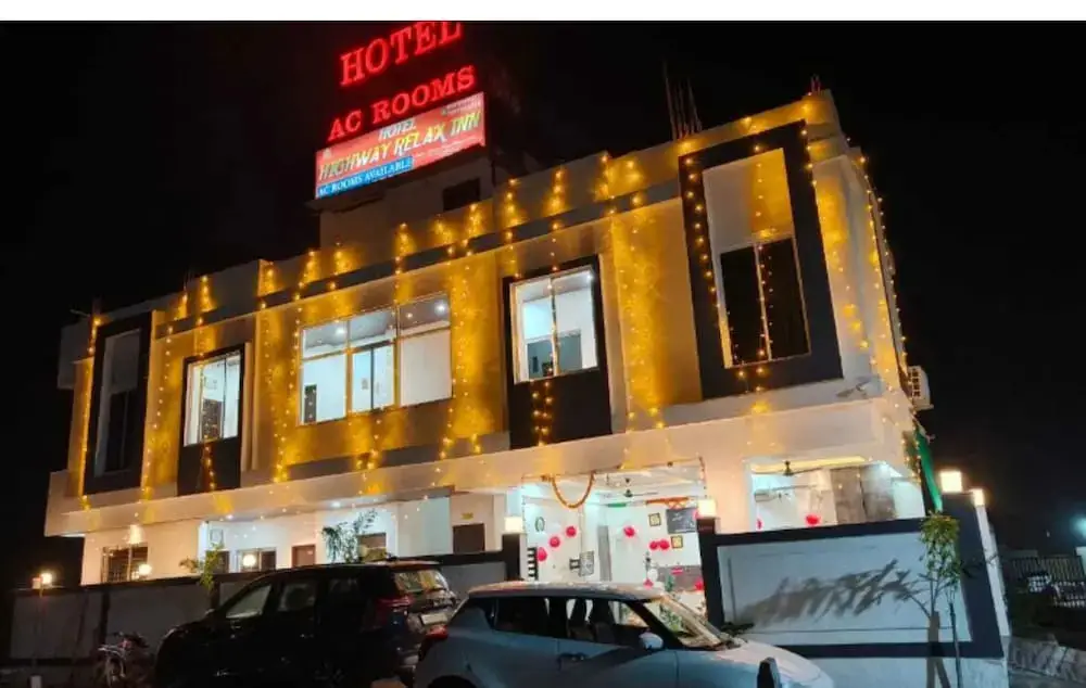 Hotel Highway Relax Inn By GRB — фото 1