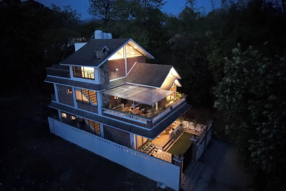 Rahta Villa - An Elegant 3BR Villa With BBQ Terrace — фото 1