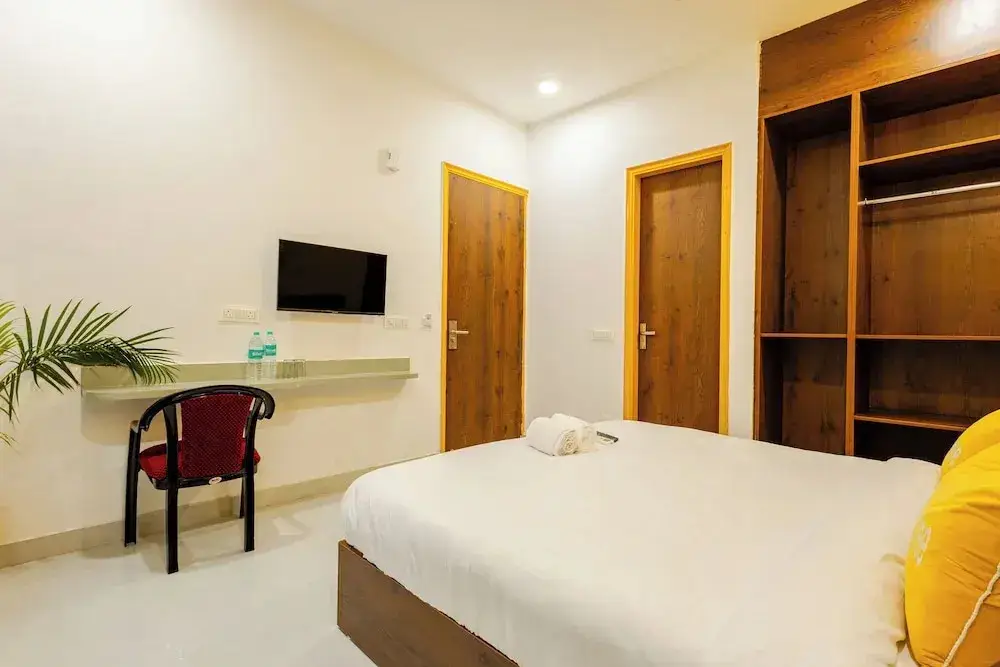 Гуруграм: Lime Tree Hotel Genpact Vatika Chowk