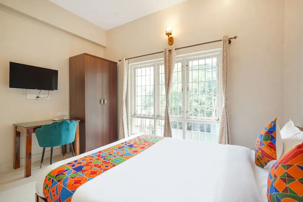 Бангалор: Fabhotel Bougainvillea Suites
