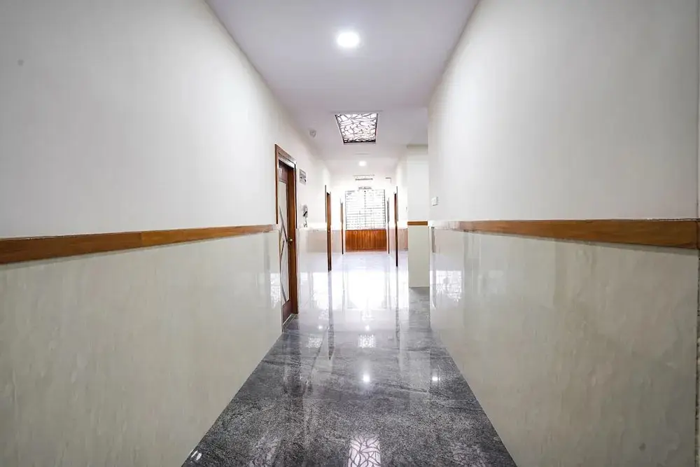 Бангалор: Fabhotel Platinum Palace