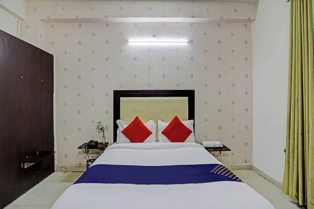 Лакхнау: Shree Hotel