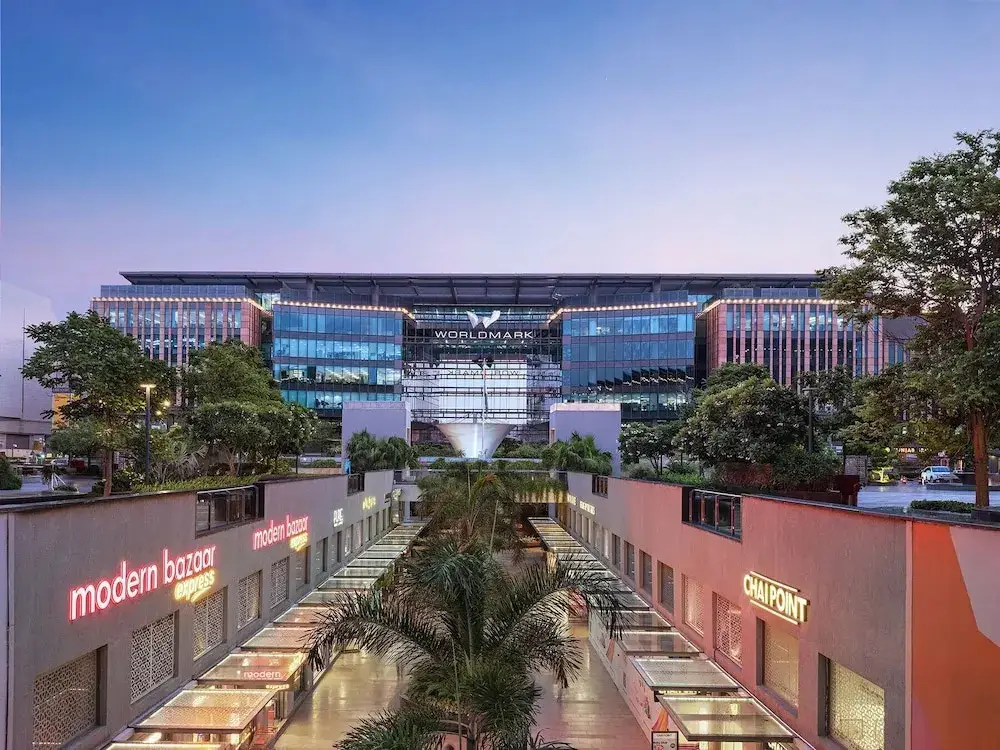 Hotel Woodland Suites Near Delhi Airport — фото 1