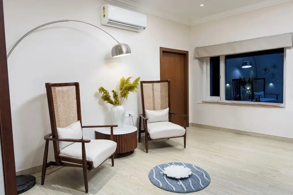 Удаипур: 1 Amiras Entire Villa at Fateh Sagar, Udaipur