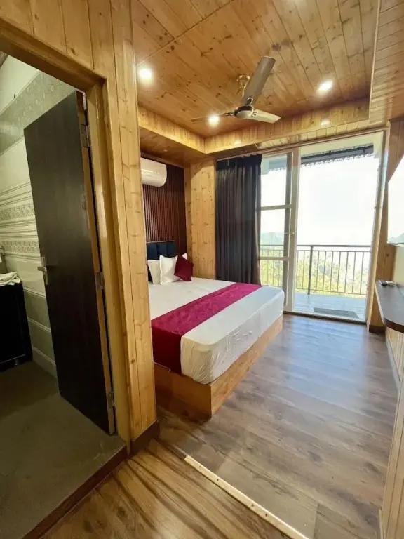 Казаули: The Walnut Homestay Kasauli PerfectStay