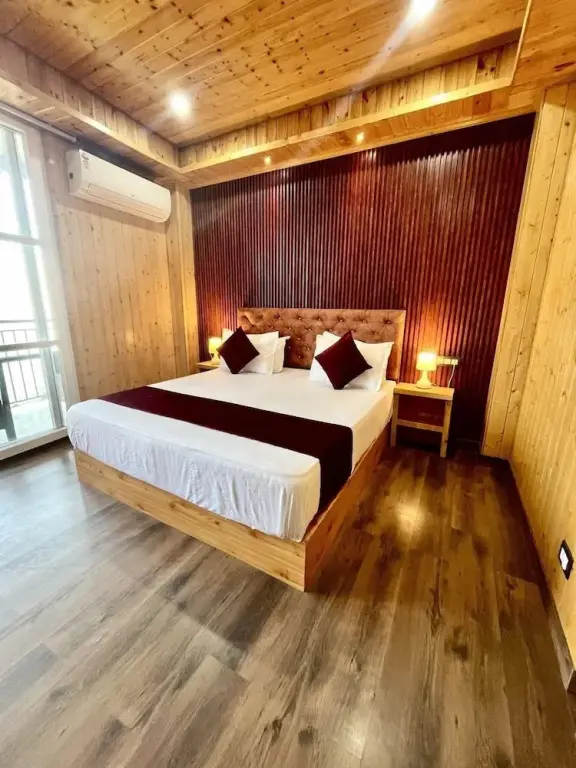Казаули: The Walnut Homestay Kasauli PerfectStay