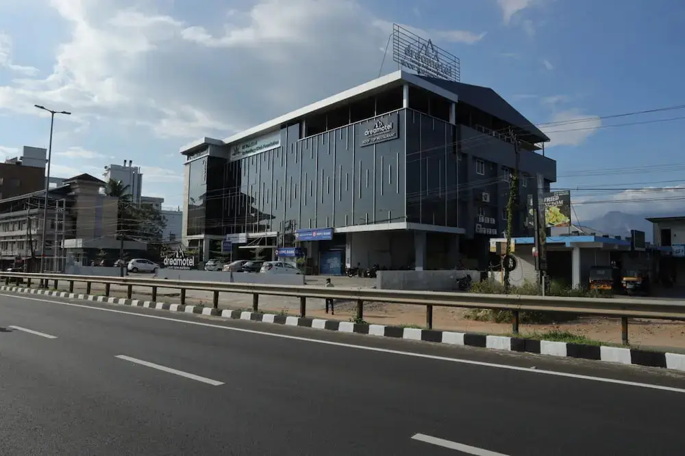Dreamotel Luxury Suites and Rooms — фото 1