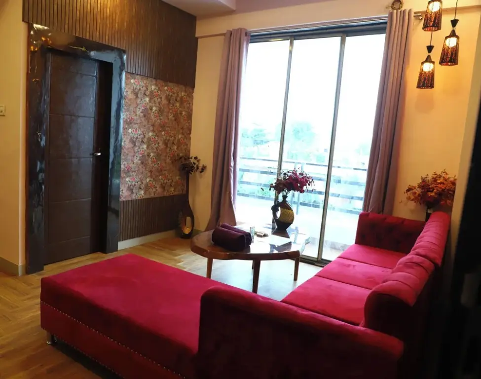 Ширди: mani hotel and restaurant