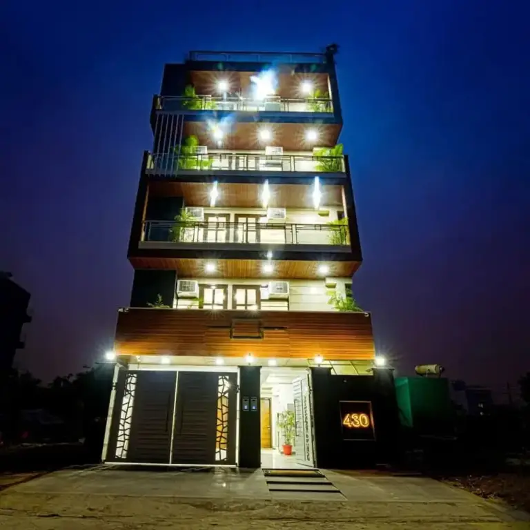 Lovely 1 bhk Serviced Apartment With Balcony — фото 1