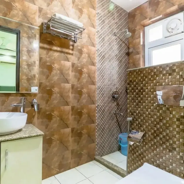 Гуруграм: Parfait Street 2bhk Service Apartment Near Fortis