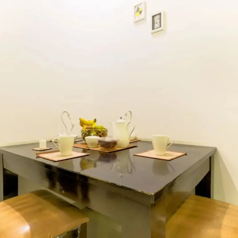 Гуруграм: Parfait Street 2bhk Service Apartment Near Fortis