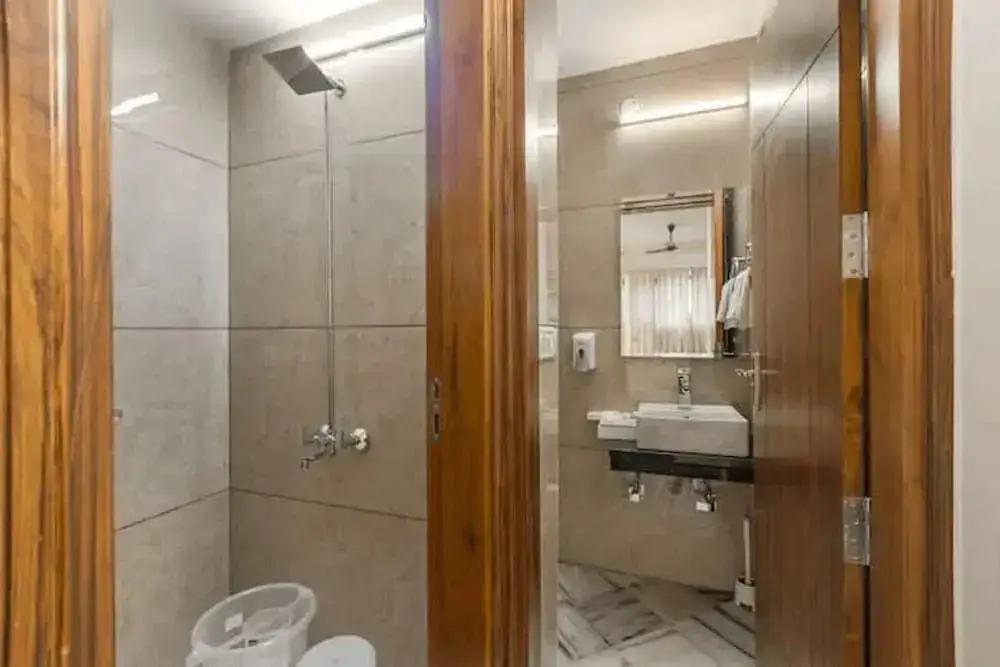 Гуруграм: Tranquil Studio Apartment