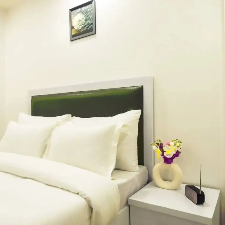 Гуруграм: Cyber Retreat 1bhk With Gym and Balcony
