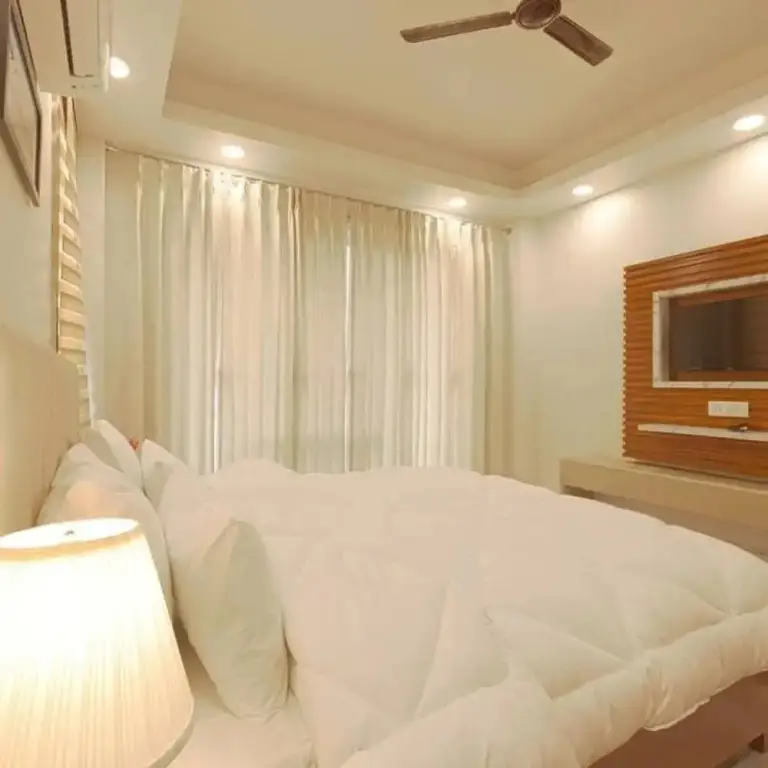 Гуруграм: Urban Modern Loft Near Fortis