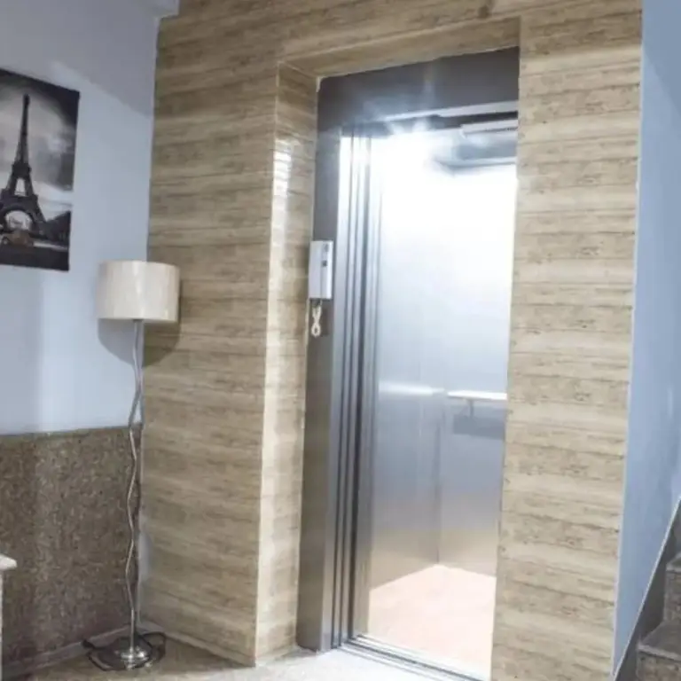 Гуруграм: Medical Friendly 2 BR Near Fortis Parfait Street