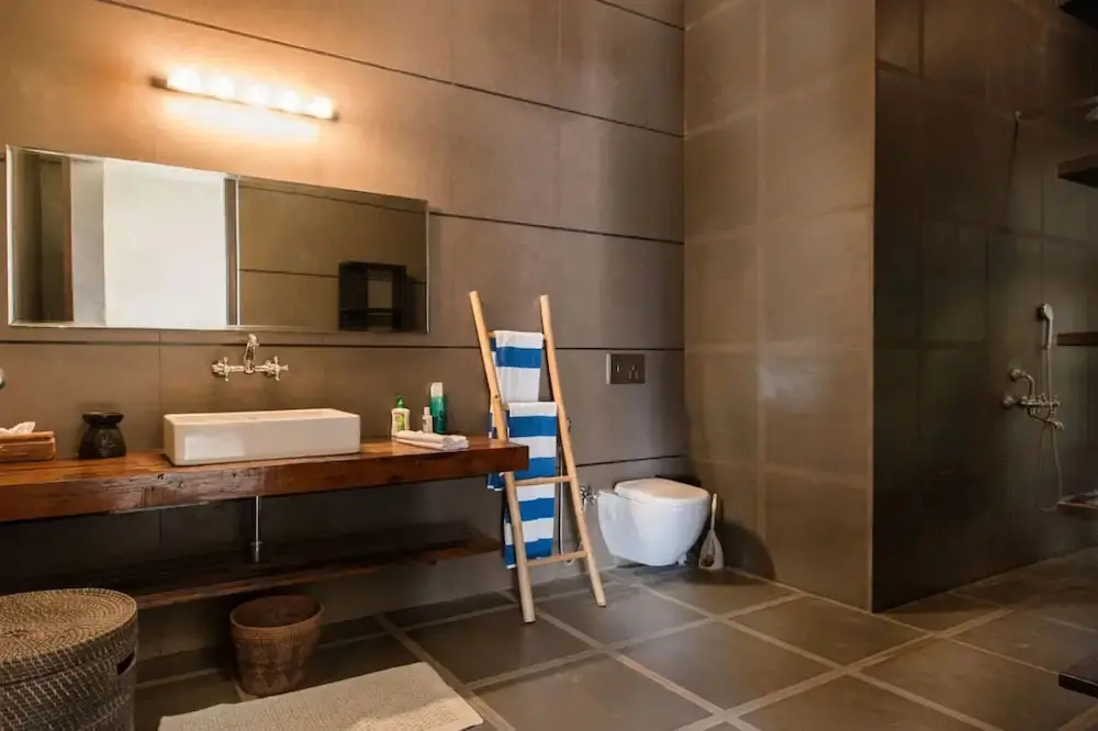 Киим: Frangipani by Hireavilla-5br Lux Estate in Alibaug