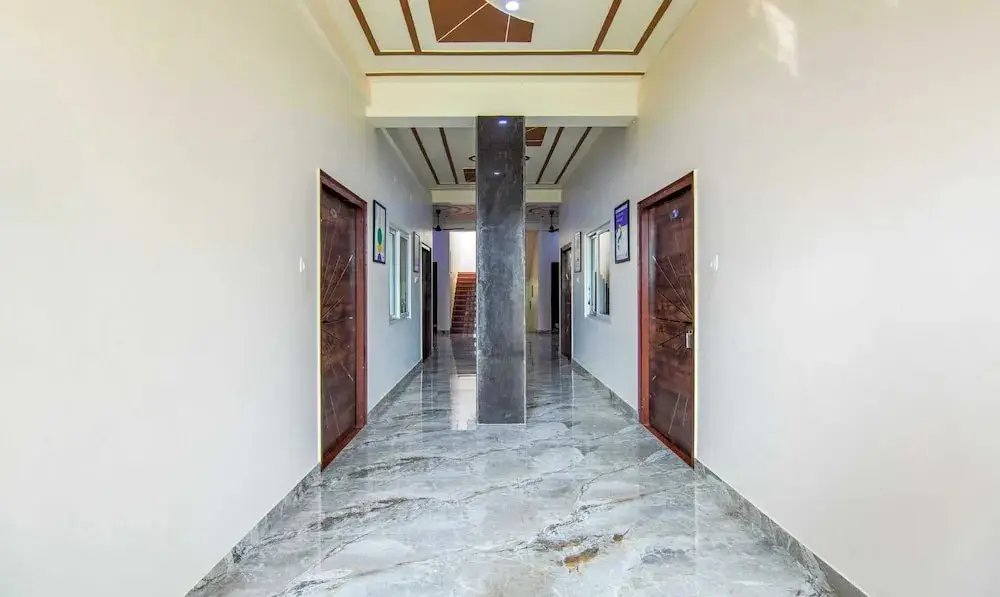 Файзабад: Treebo Ramayan Suites Ayodhya