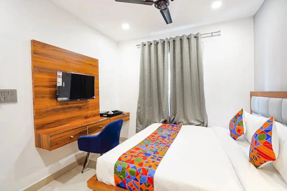 Газиабад: Fabhotel Prime Emporio Villa By Sbg