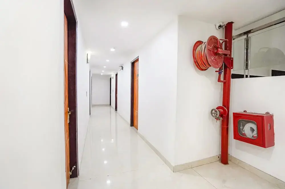 Газиабад: Fabhotel Prime Emporio Villa By Sbg