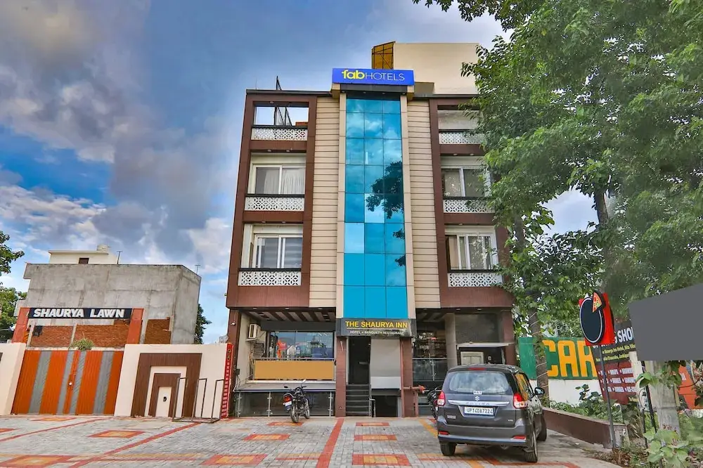Fabhotel Shaurya Inn — фото 1
