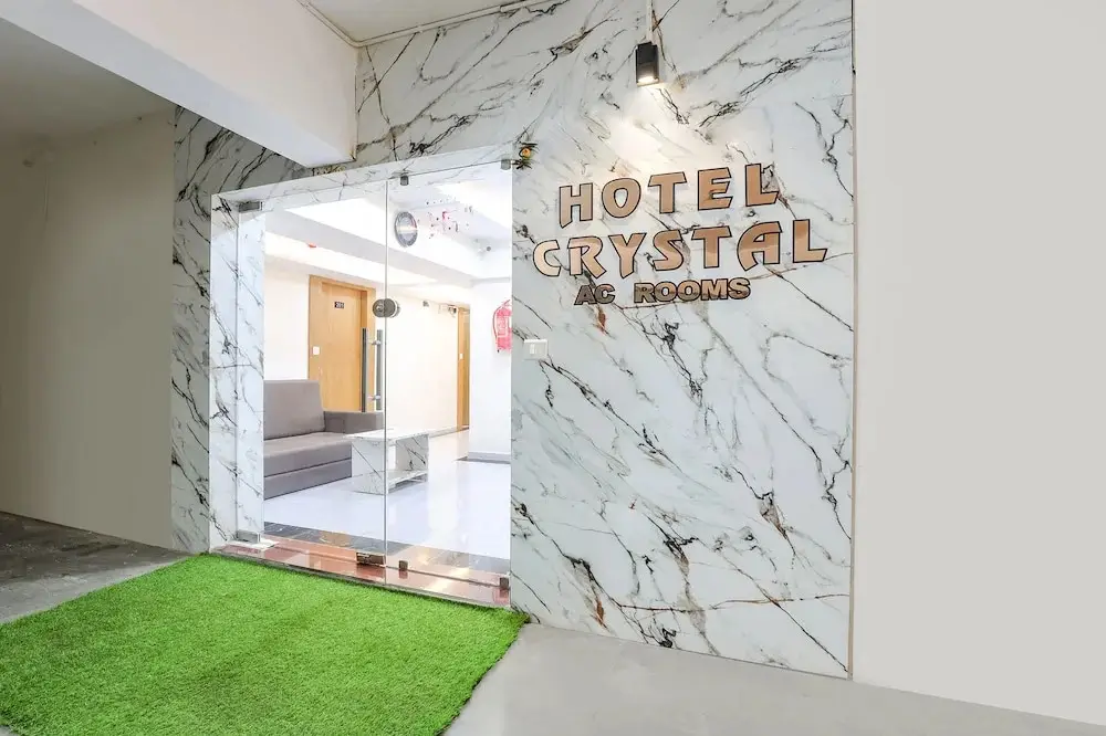 Гандхинагар: Fabhotel Crystal I