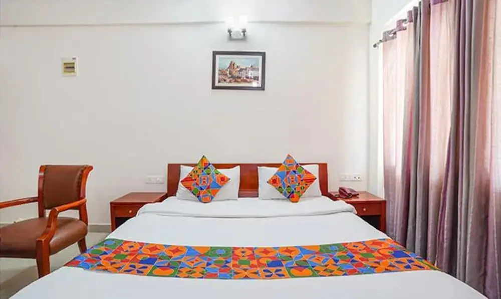 Бангалор: Fabhotel The Kings Suites