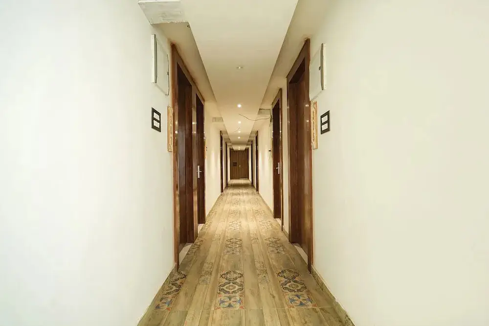 Fabhotel Royal Chandra — фото 1