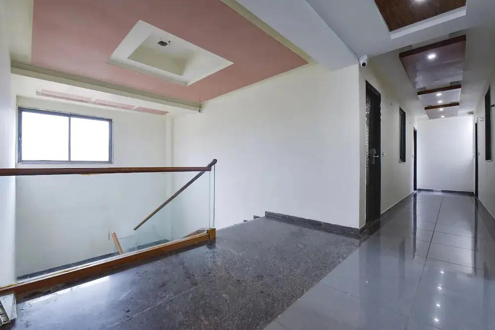 Ахмедабад: Fabhotel A1 Plaza