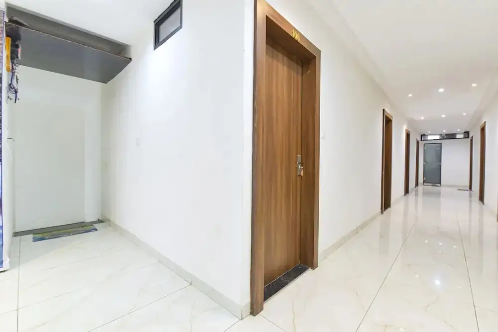 Индаур: Fabhotel Grand Vista
