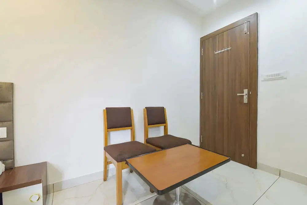 Индаур: Fabhotel Grand Vista