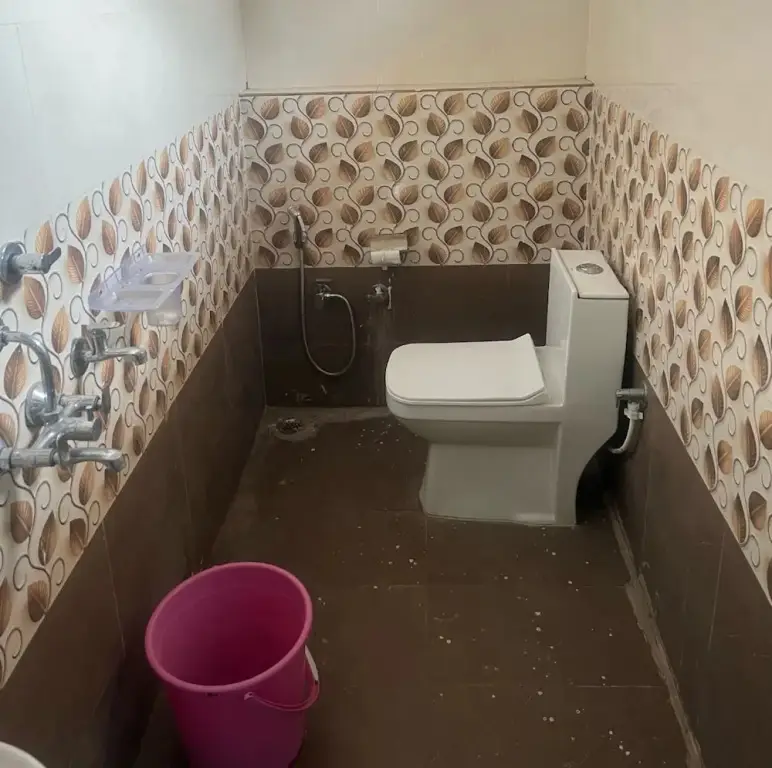 Файзабад: Goroomgo Shree Raj Homestay Ayodhya