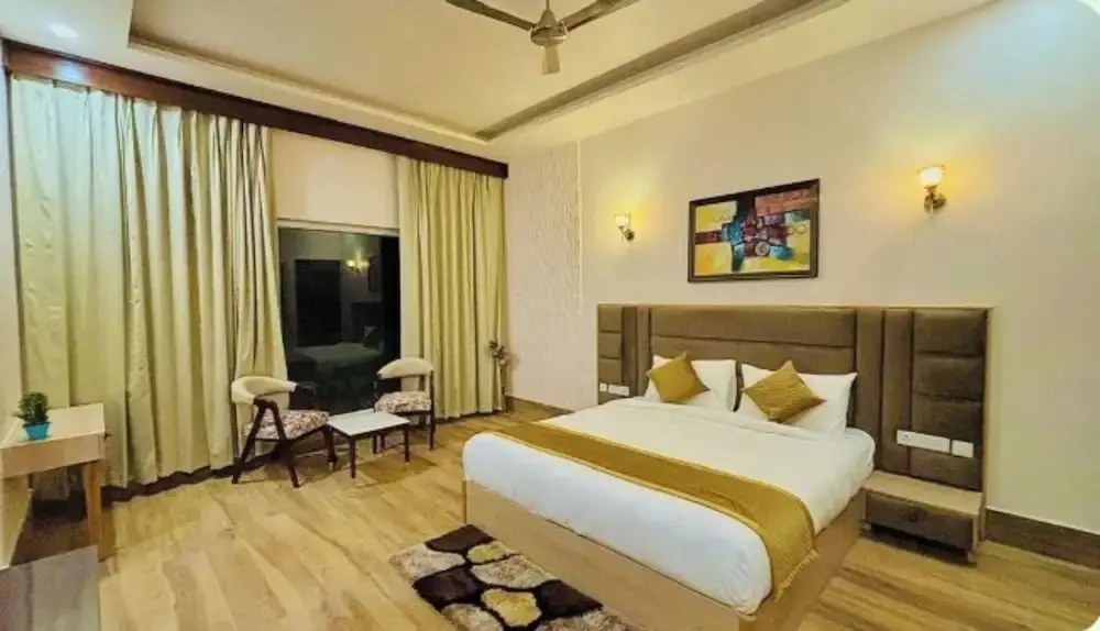 Наинитал: Corbett The Regnum Resort