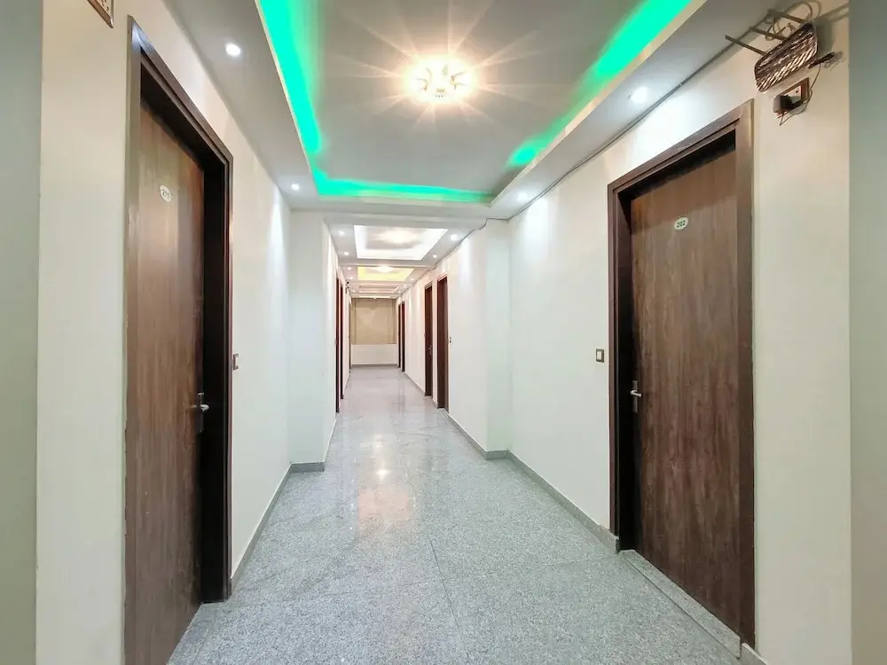 Нью-Дели: Airport Travel Inn Deluxe