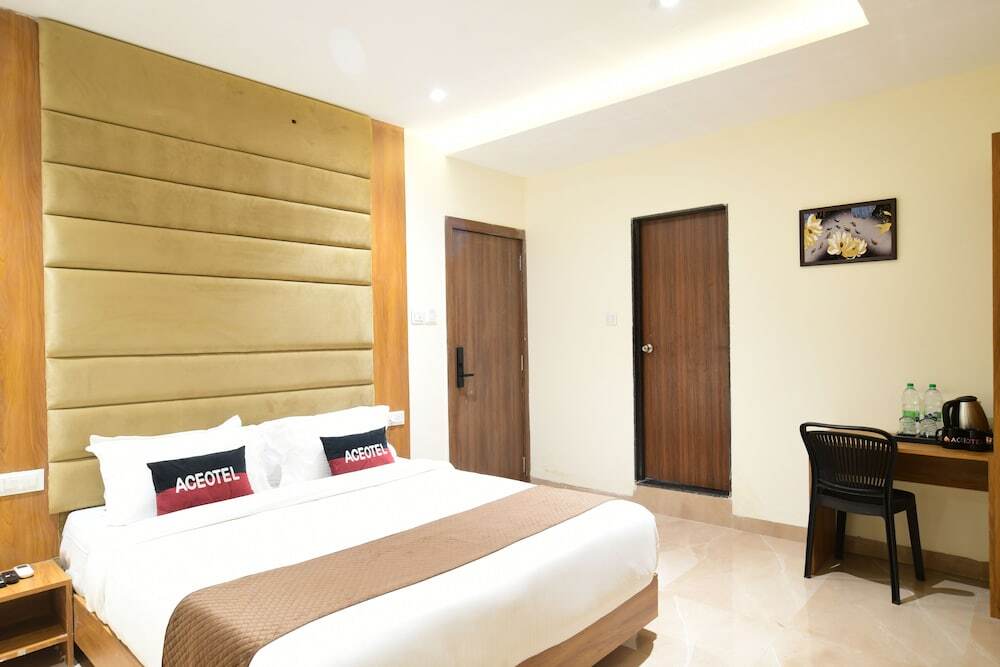 Aceotel Premier Vijay Nagar — фото 1