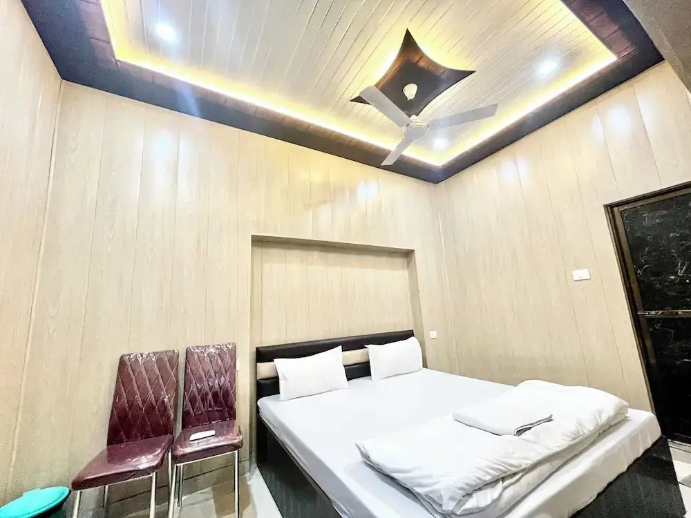 Варанаси: Hotel DEV VILLA GUEST HOUSE - VARANASI