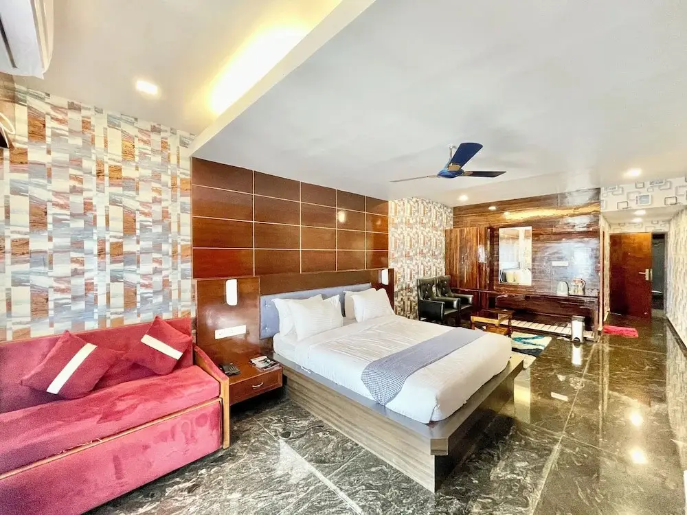 Пури: Hotel V-i sea view - Puri