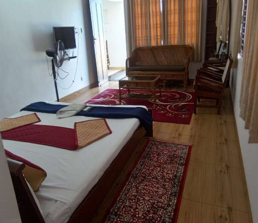 Пудучерри: Meha Breeze Bay View Family Guest House.