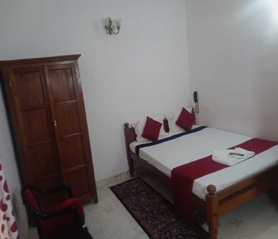 Пудучерри: Meha Breeze Bay View Family Guest House.