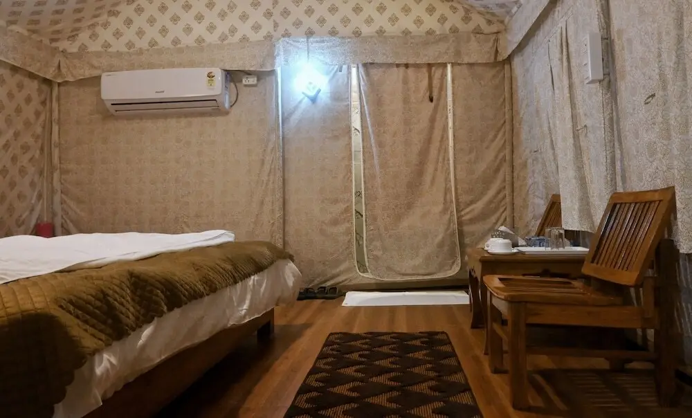 Панна: Bundeli Camps and Resorts, Panna