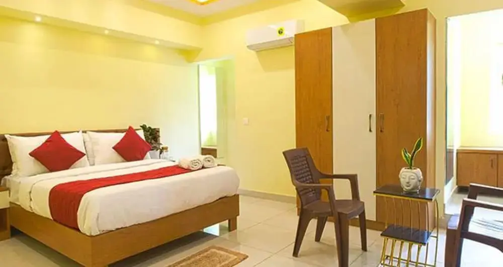 Висакхапатнам: Fabhotel Sb Square